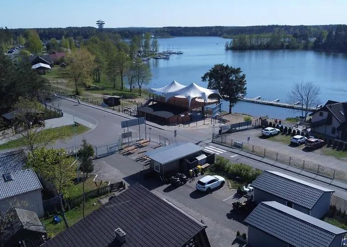 Wiatr I Woda Wdzydze Semesterbostad Wdzydze Kiszewskie